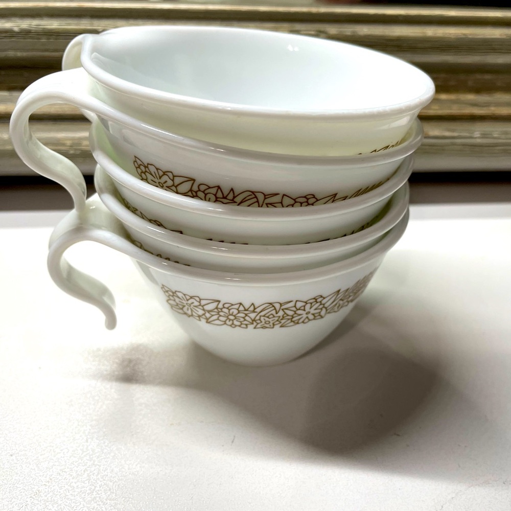 Vintage 1970 Corelle Corning tea coffee cups set